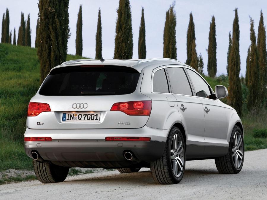  Audi Q7 4.2 TDI Quattro (4L) 2007 года  (фото 12 из 21)